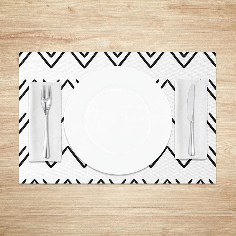 Aperturee - Aperturee Minimalist Geometric Pattern Set of 4 Placemats for Modern and Scandinavian Inspired Kitchen Dining