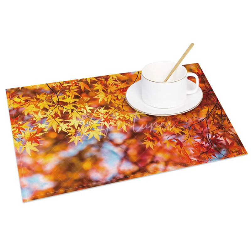 Aperturee - Aperturee Modern Autumn Fall Foliage Print Set of 4 Placemats for Thanksgiving Dinner and Seasonal Kitchen Table Decor