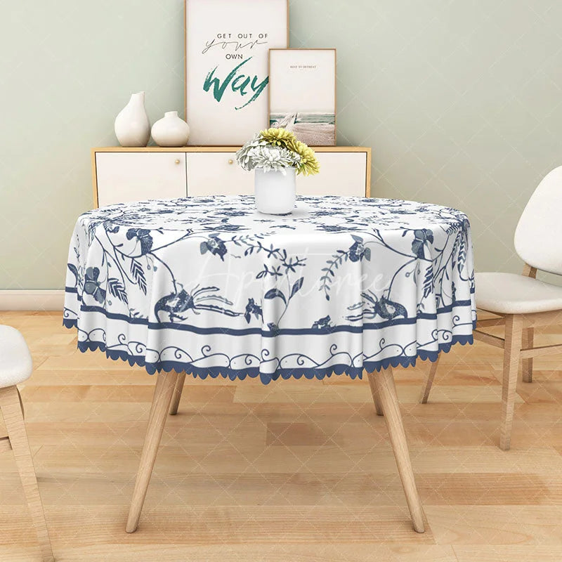Aperturee - Aperturee Modern Blue and White Floral Round Tablecloth for Elegant Dining and French Country Kitchen Decor