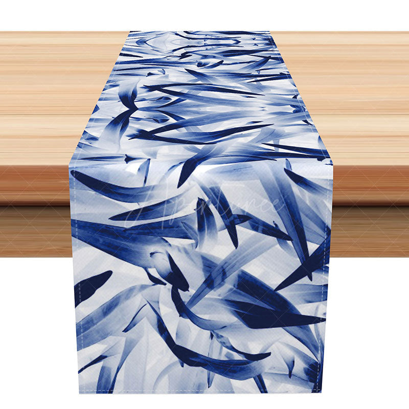 Aperturee - Aperturee Modern Botanical Table Runner with Navy Blue Leaves Elegant Decor for Everyday Kitchen and Dining Table