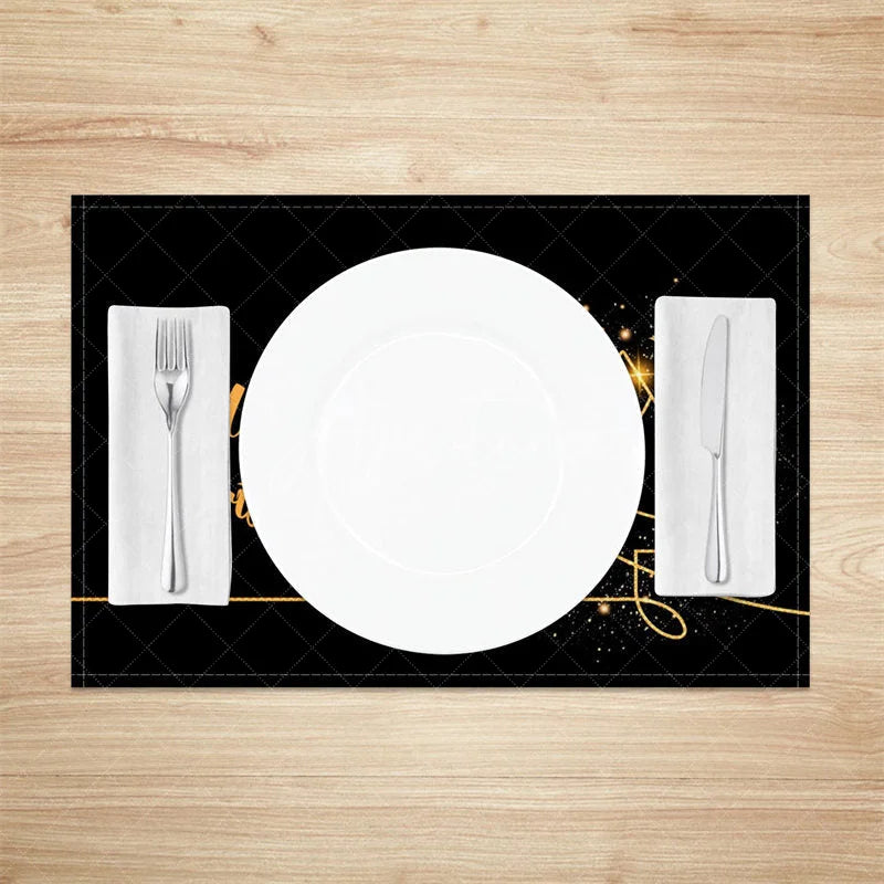 Aperturee - Aperturee Modern Christmas Set of 4 Placemats Black and Gold Sparkling Tree Elegant Holiday Table Mats Decor