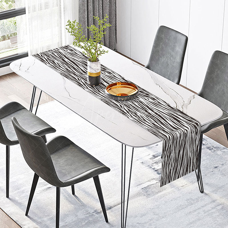 Aperturee - Aperturee Modern Minimalist Table Runner with Black Irregular Stripes for Contemporary and Scandinavian Kitchen
