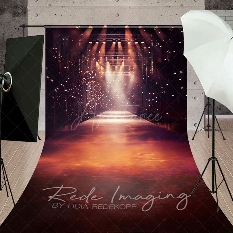 Aperturee - Aperturee Orange Spotlight Model Runway Stage Sweep Backdrop