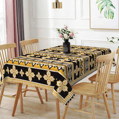 Aperturee - Aperturee Ornate Damask Rectangle Tablecloth Black and Gold Style Pattern Dining Table Decor