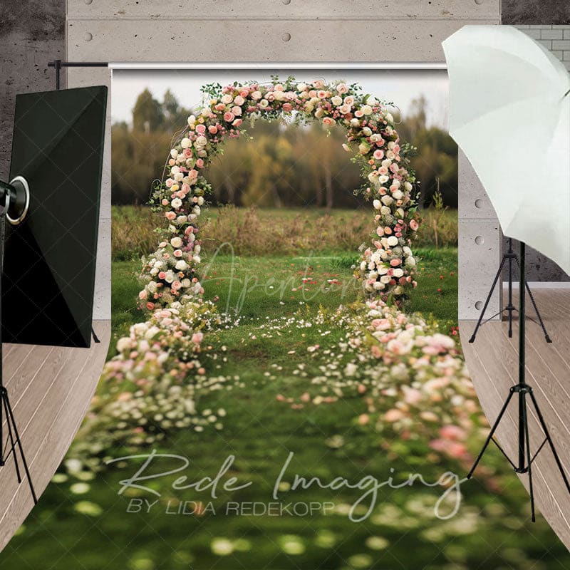 Aperturee - Aperturee Outdoor Floral Arch Grassland Wedding Sweep Backdrop