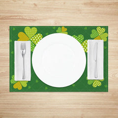 Aperturee - Aperturee Patterned Four Leaf Clover Set of 4 Placemats St. Patricks Day Colorful Shamrock Green Table Mats