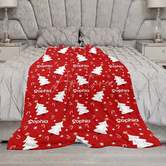 Aperturee - Aperturee Personalized Christmas Tree Blanket with Custom Name Red Holiday Decor with White Trees Xmas Gift for Girls