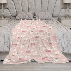 Aperturee - Aperturee Personalized Daisy Floral Blanket with Custom Name Pink Wildflower Theme for Girls Nursery Baby Shower Gift