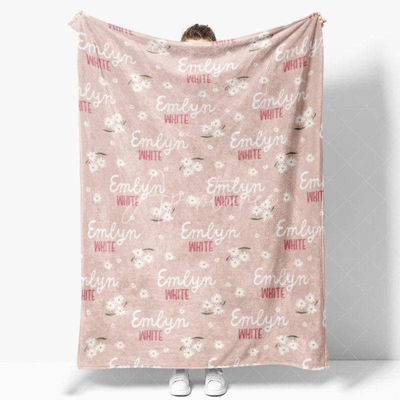 Aperturee - Aperturee Personalized Daisy Floral Blanket with Custom Name Pink Wildflower Theme for Girls Nursery Baby Shower Gift