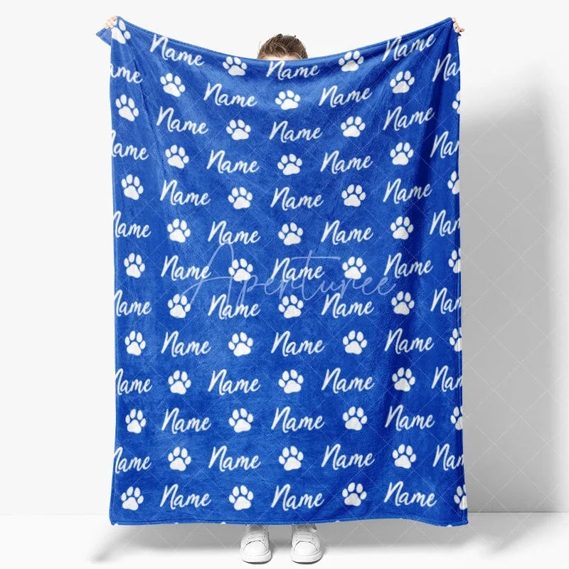 Aperturee - Aperturee Personalized Pet Blanket with Custom Name and Paw Prints for Dogs and Cats Blue Cozy Pet Bed Throw