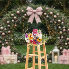 Aperturee - Aperturee Pink and Rose Gold Ornaments Evergreen Wreath Holiday Backdrop featuring a Plaid Bow and Gift Boxes with Lanterns