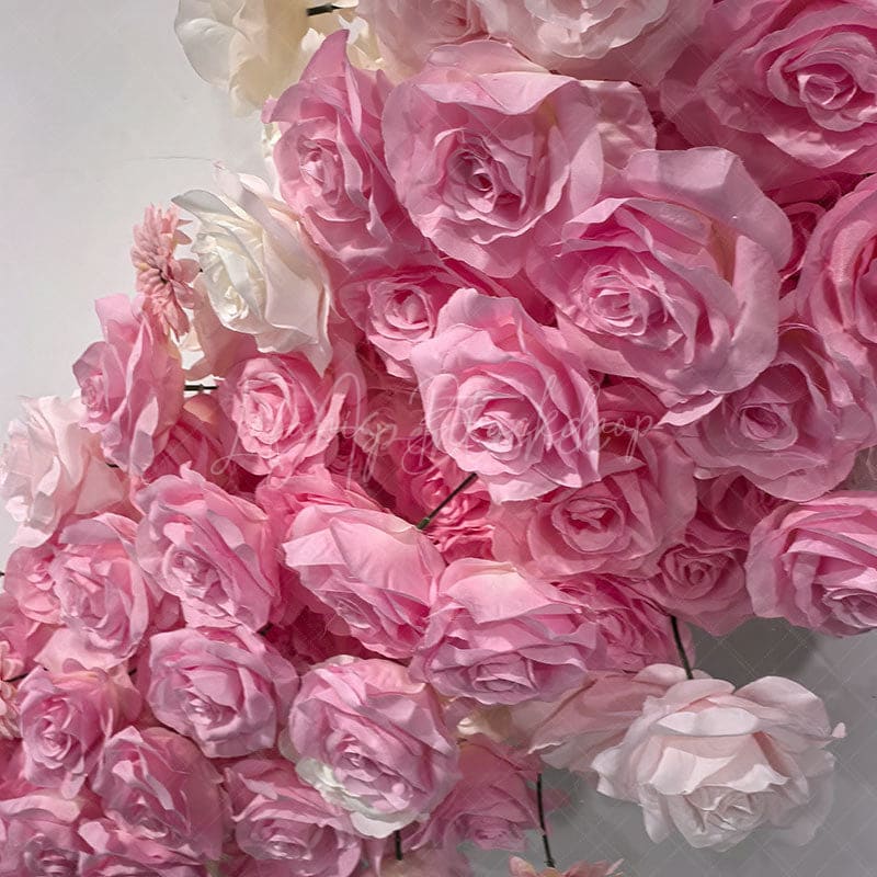 Aperturee - Aperturee Pink White Rose Heart Shape Artificial Flower Wall