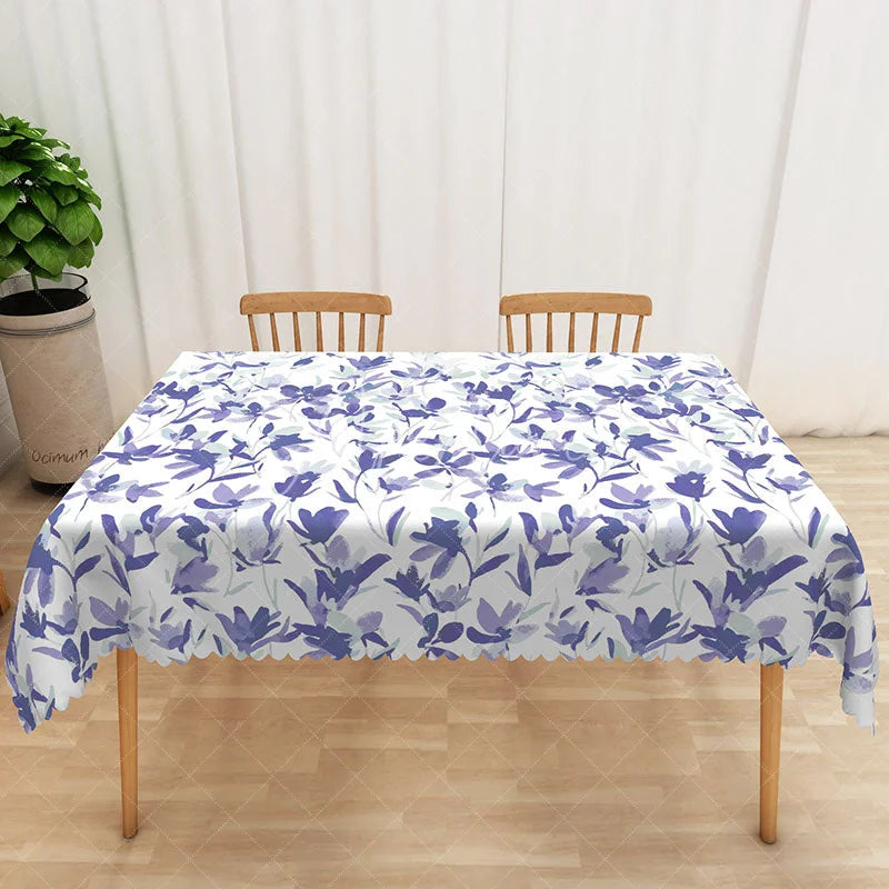 Aperturee - Aperturee Purple and White Floral Tablecloth for Spring Garden Party Wedding or Elegant Lavender Themed Decor