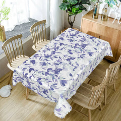 Aperturee - Aperturee Purple and White Floral Tablecloth for Spring Garden Party Wedding or Elegant Lavender Themed Decor