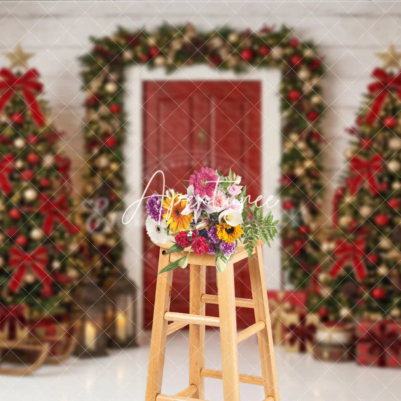 Aperturee - Aperturee Red and Gold Christmas Trees Holiday Backdrop with Festive Garland and Presents Cozy Winter Celebration Decor
