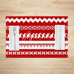 Aperturee - Aperturee Red White Abstract Fair Isle Xmas Set Of 4 Placemats