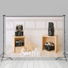 Aperturee - Aperturee Retro Camera Sound System Smile Cake Smash Backdrop