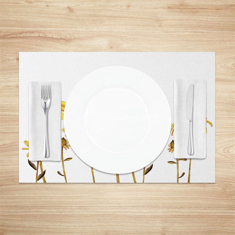 Aperturee - Aperturee Retro White Yellow Faded Floral Set Of 4 Placemats