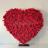 Aperturee - Aperturee Romantic Red Rose Heart Shaped Artificial Flower Wall