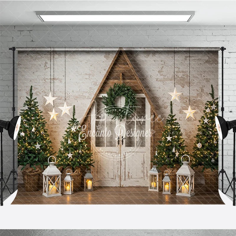 Aperturee - Aperturee Rustic A-Frame Door Christmas Photography Backdrop Farmhouse Scene with Trees and Lanterns Scandinavian Holiday