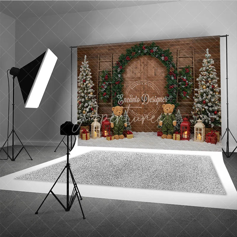 Aperturee - Aperturee Rustic Christmas Barn Door Photography Backdrop Flocked Trees and Teddy Bears Farmhouse Holiday Mini Sessions
