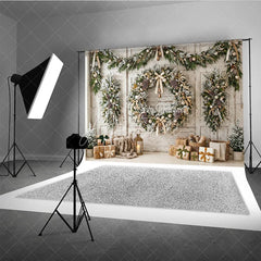 Aperturee - Aperturee Rustic Frosted Christmas Wreath and Garland Holiday Backdrop Elegant Winter Scene with Wrapped Gifts