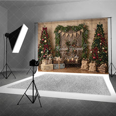 Aperturee - Aperturee Rustic Wooden Door Christmas Trees Holiday Backdrop Festive Red Green Decor and Burlap Presents
