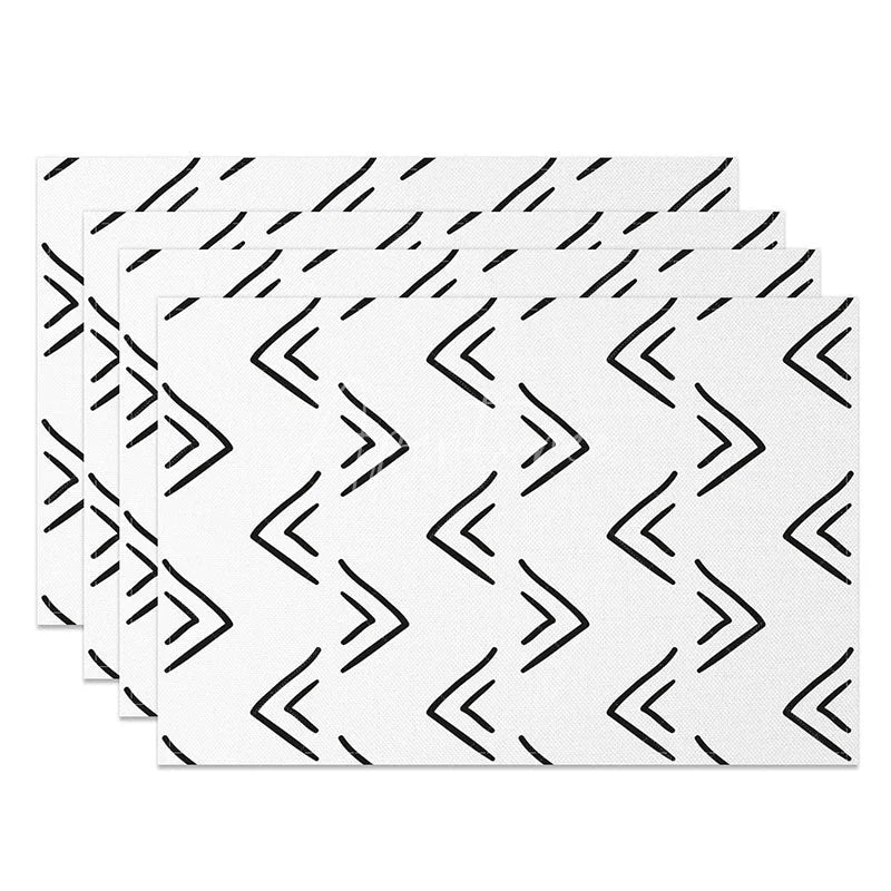 Aperturee - Aperturee Simple White and Black Abstract Lines Set of 4 Placemats for Modern Minimalist and Scandinavian Decor