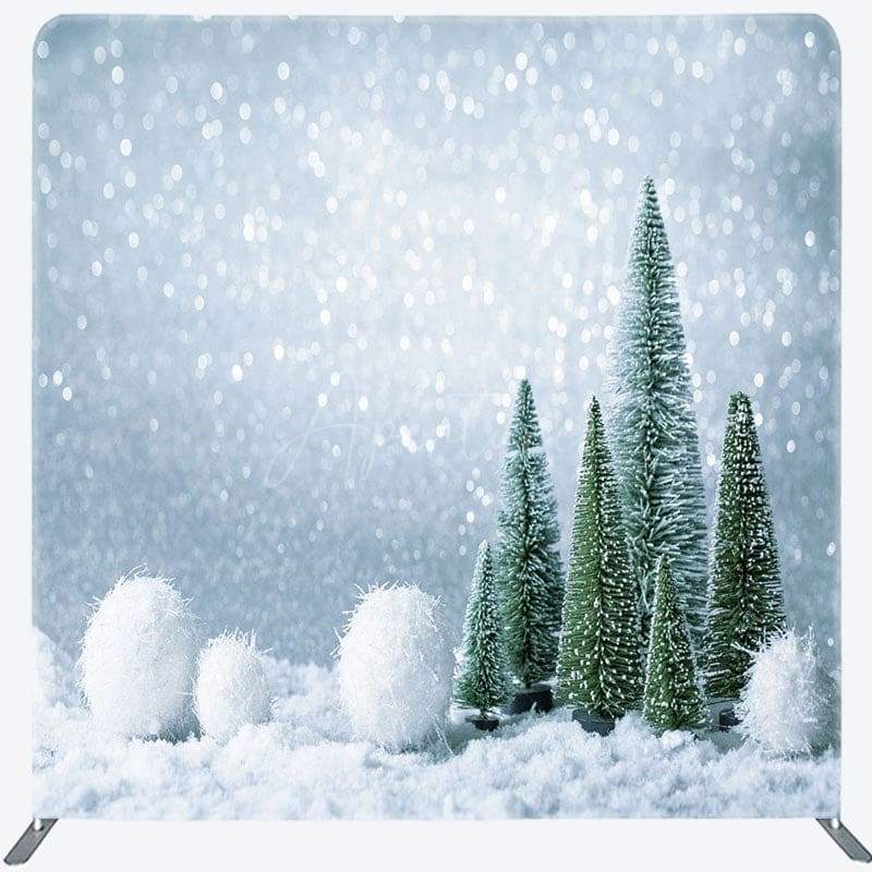 Aperturee - Aperturee Snowball With Trees Christmas Pillow Case Backdrop
