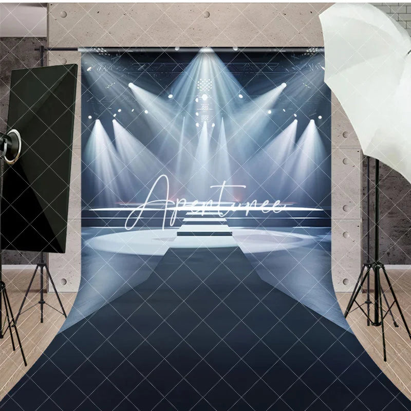 Aperturee - Aperturee Spotlight Model Runway T Stage Photo Sweep Backdrop
