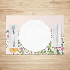Aperturee - Aperturee Spring Colorful Wild Floral Dining Set of 4 Placemats