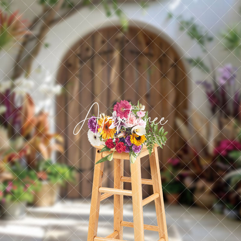 Aperturee - Aperturee Spring Sunlight Wooden Door Floral Wedding Backdrop