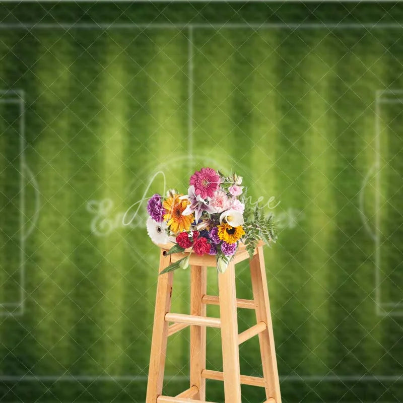Aperturee - Aperturee Vibrant Green Soccer Field Sports Game Backdrop Football Party Photography Background for Kids Birthday