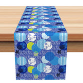 Aperturee - Aperturee Vintage Floral Table Runner with Dark Blue and Polka Dot Pattern for Retro and Farmhouse Kitchen