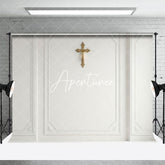 Aperturee - Aperturee Vintage White Wall Gold Cross First Communion Backdrop