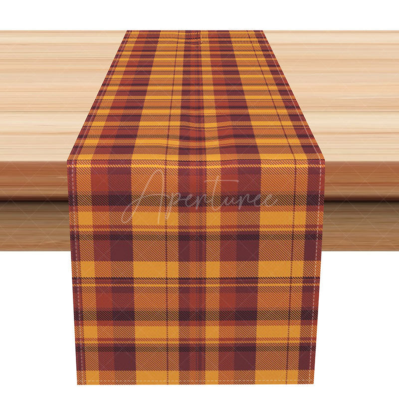 Aperturee - Aperturee Warm and Sweet Winter Plaid Table Runner for Cozy Holiday and Christmas Farmhouse Dining Decor