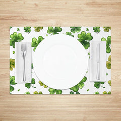 Aperturee - Aperturee Watercolor Green Clover Set of 4 Placemats St. Patricks Day Scattered Shamrocks Dining Table Mats