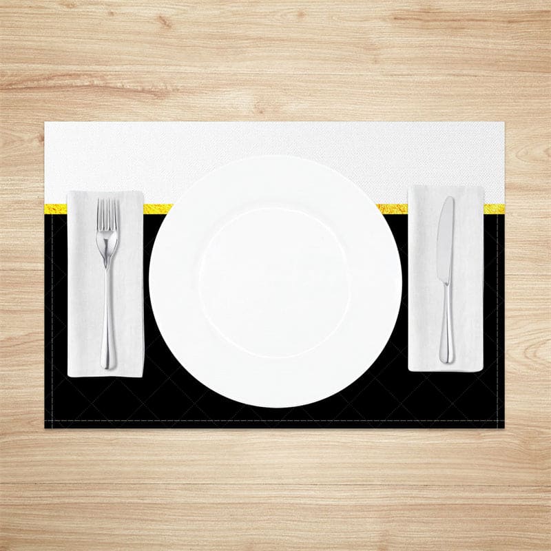Aperturee - Aperturee White Black Gold Glitter Dining Set Of 4 Placemats