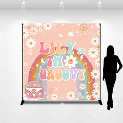 Aperturee - Aperturee White Daisy Two Groovy Custom Name Birthday Backdrop