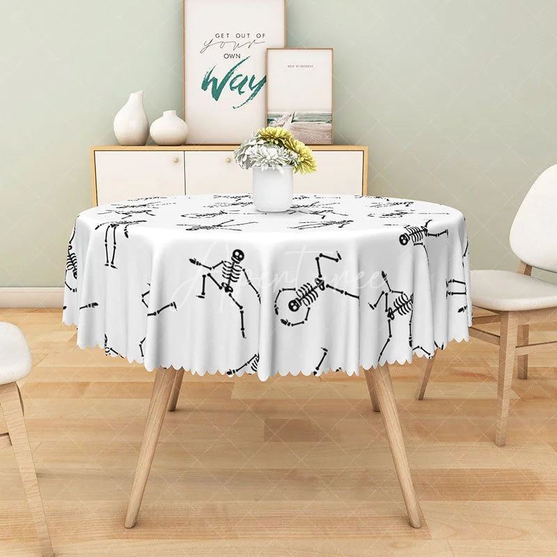 Aperturee - Aperturee White Halloween Round Tablecloth with Dancing Skeleton Print for Funny and Spooky Party Decorations