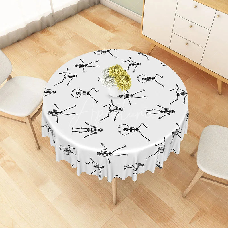 Aperturee - Aperturee White Halloween Round Tablecloth with Dancing Skeleton Print for Funny and Spooky Party Decorations