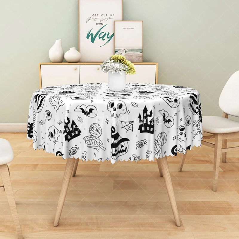 Aperturee - Aperturee White Halloween Round Tablecloth with Jack-o’-Lanterns Skulls and Haunted Castle for Spooky Decor
