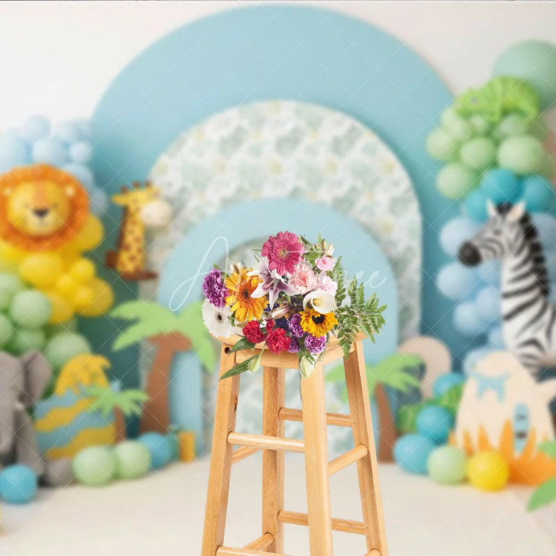 Aperturee - Aperturee Wild One Safari Animals and Jungle Backdrop Giraffe Zebra and Elephant Zoo Theme for Boy First Birthday