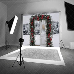 Aperturee - Aperturee Winter Snow Door Frame Backdrop Red Bow Garland Photography Background Outdoor Pine Forest Holiday Party Decoration