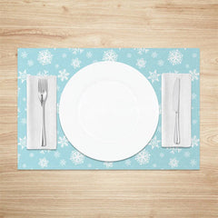 Aperturee - Aperturee Winter Snowflake Set of 4 Placemats Light Blue and White Frozen Christmas Holiday Table Mats