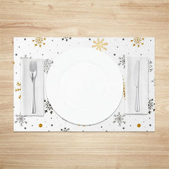 Aperturee - Aperturee Winter Snowflake Set of 4 Placemats White with Gold and Black Snowflakes Modern Holiday Table Mats