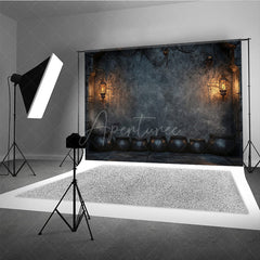 Aperturee - Aperturee Witch’s Lair with Cauldrons Photography Backdrop Spooky Dungeon Wall for Halloween Medieval Photo Shoots