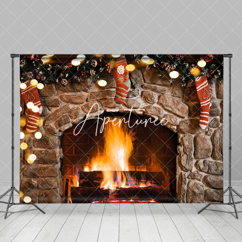 Aperturee - Aperturee Wreath Socks Stone Brick Fireplace Christmas Backdrop