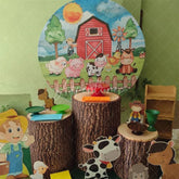 Aperturee - Blue Sky And Farm House Round Animals Birthday Backdorp