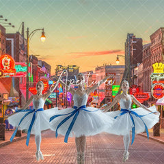 Aperturee - Blues Club On Historic Beale Street At Twilight
